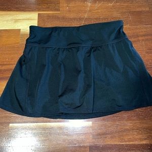 Skirt ideology size small